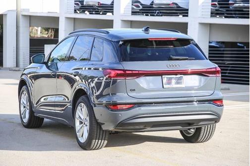 2025 Audi Q6 e-tron Premium
