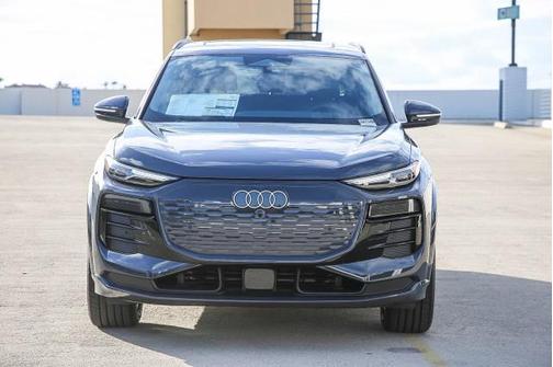 2025 Audi Q6 e-tron Premium