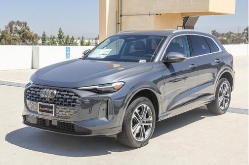 2025 Audi Q5 Premium Plus