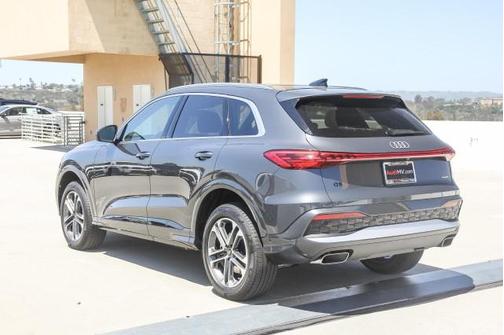 2025 Audi Q5 Premium Plus