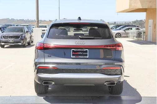 2025 Audi Q5 Premium Plus
