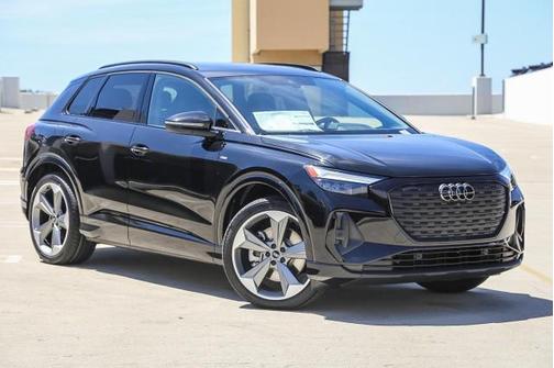 2025 Audi Q4 e-tron Premium Plus 55 quattro