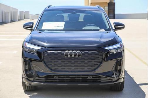 2025 Audi Q4 e-tron Premium Plus 55 quattro