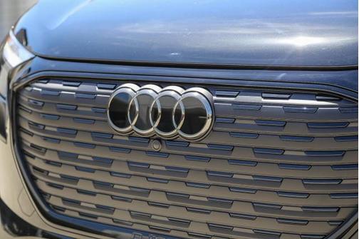 2025 Audi Q4 e-tron Premium Plus 55 quattro