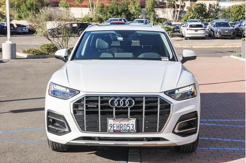 2023 Audi Q5 Premium 40 TFSI quattro S tronic