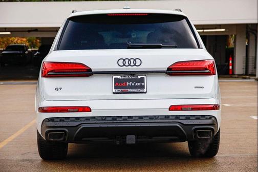 2026 Audi Q7 55 Premium Plus