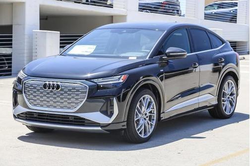 2025 Audi Q4 e-tron Sportback Prestige 55 quattro