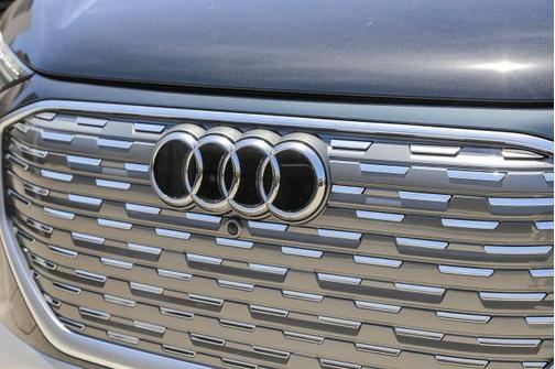 2025 Audi Q4 e-tron Sportback Prestige 55 quattro