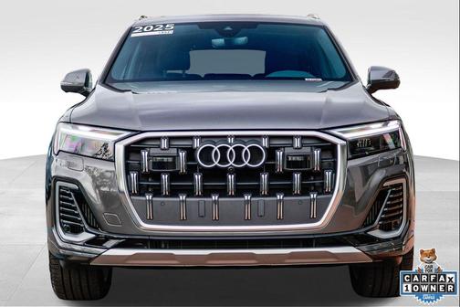 2025 Audi Q7 55 Premium