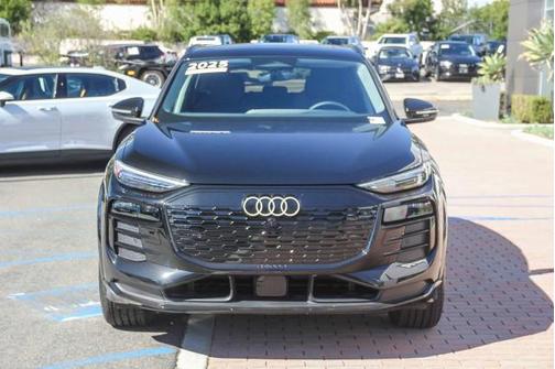 2025 Audi Q6 e-tron Premium Plus quattro