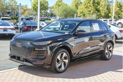 2025 Audi Q6 e-tron Premium Plus quattro