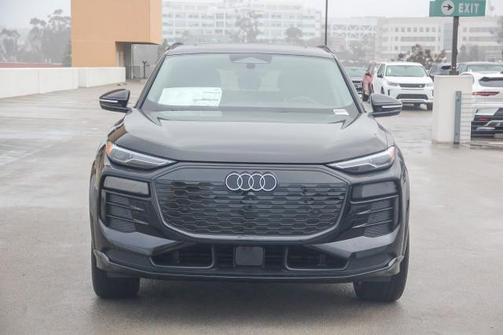 2025 Audi Q6 e-tron Premium