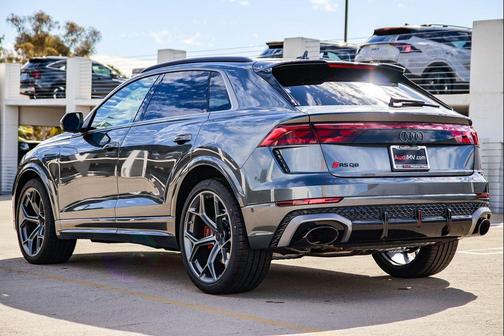 2026 Audi RS Q8 4.0T