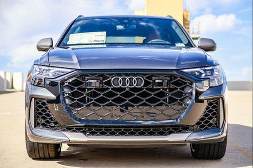 2026 Audi RS Q8 4.0T