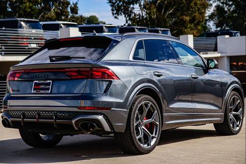 2026 Audi RS Q8 4.0T