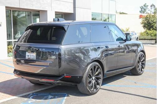 2023 Land Rover Range Rover Autobiography