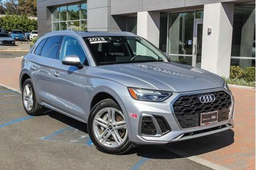 2023 Audi Q5 Premium 55 TFSI e S line quattro S tronic