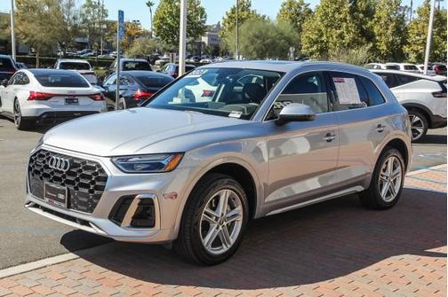 2023 Audi Q5 Premium 55 TFSI e S line quattro S tronic