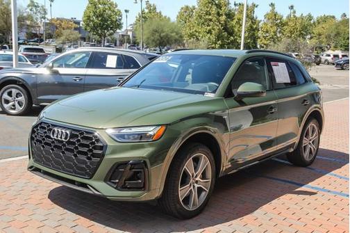 2025 Audi Q5 Premium 45 TFSI S line quattro