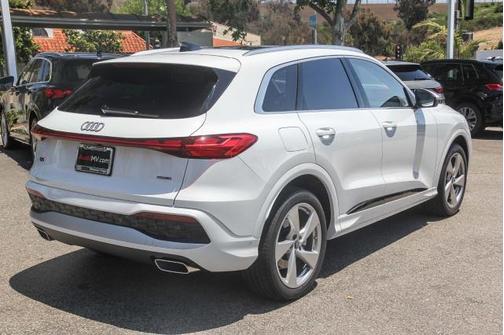 2025 Audi Q5 Prestige