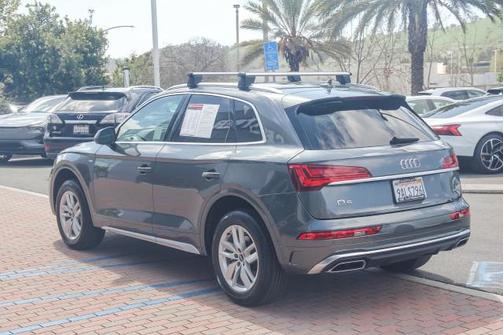 2022 Audi Q5 45 S line Premium