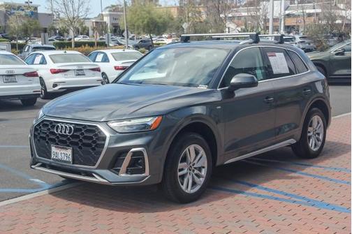 2022 Audi Q5 45 S line Premium