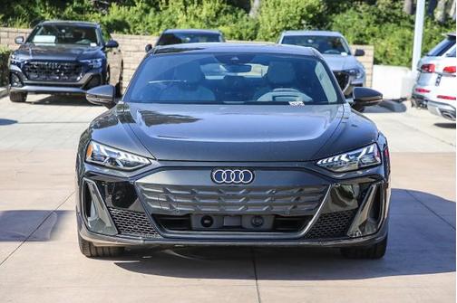 2025 Audi S e-tron GT Premium Plus