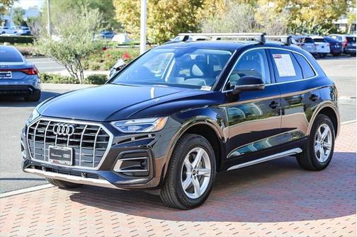 2023 Audi Q5 Premium 40 TFSI quattro S tronic