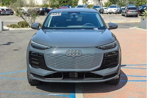 2025 Audi Q6 e-tron Premium Plus