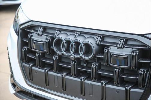2025 Audi Q7 55 Prestige
