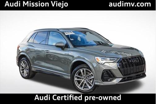 2025 Audi Q3 Premium 45 TFSI S line quattro Tiptronic