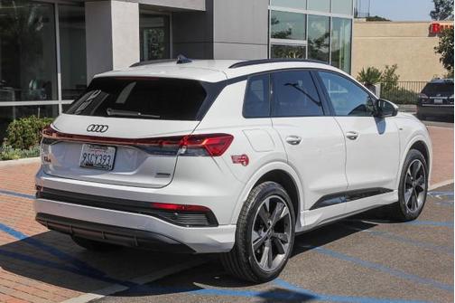 2023 Audi Q4 e-tron Premium 50 quattro