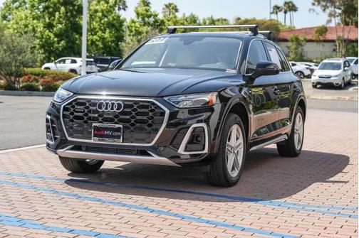 2022 Audi Q5 Premium Plus 55 TFSI e S line quattro S tronic