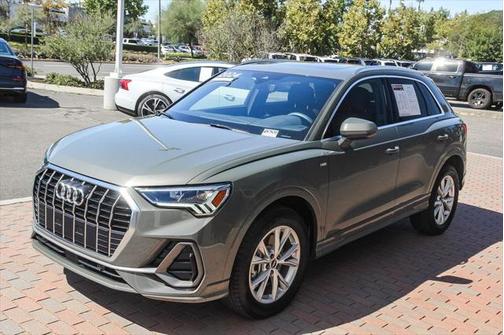 2024 Audi Q3 Premium 45 TFSI S line quattro Tiptronic