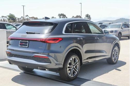2025 Audi Q5 Premium Plus