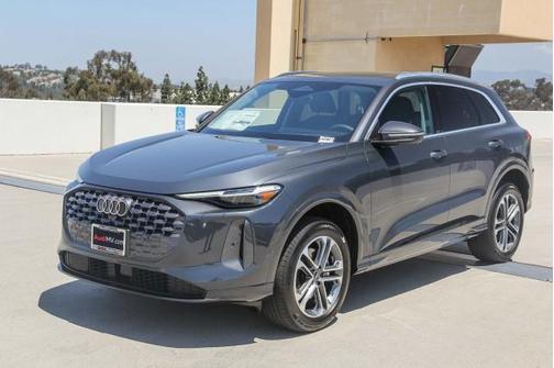 2025 Audi Q5 Premium Plus