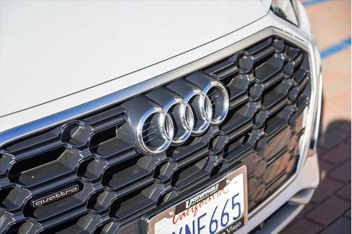 2022 Audi Q5 Premium 45 TFSI S line quattro S tronic