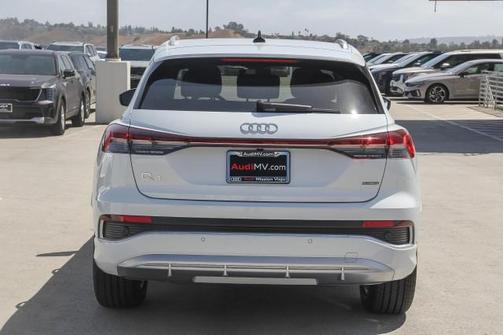2025 Audi Q4 e-tron Premium Plus 55 quattro