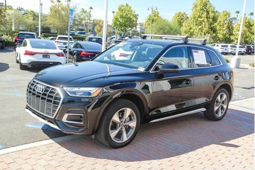 2023 Audi Q5 Premium 40 TFSI quattro S tronic