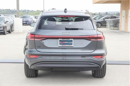 2025 Audi Q6 e-tron Premium