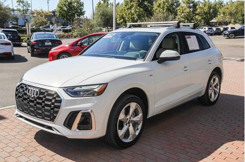 2025 Audi Q5 Premium Plus 45 TFSI S line quattro S tronic
