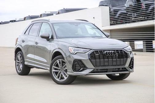 2025 Audi Q3 Premium 45 TFSI S line quattro Tiptronic