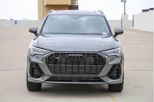 2025 Audi Q3 Premium 45 TFSI S line quattro Tiptronic