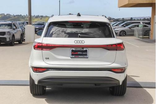 2025 Audi Q6 e-tron Premium Plus