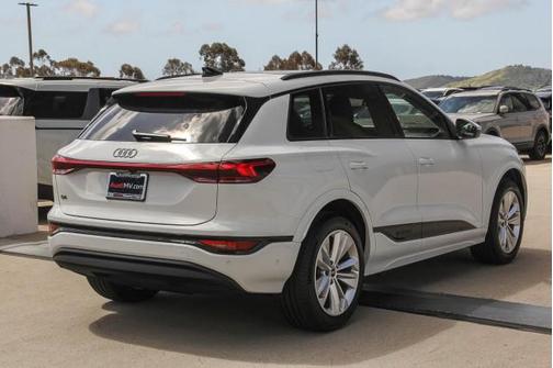 2025 Audi Q6 e-tron Premium Plus