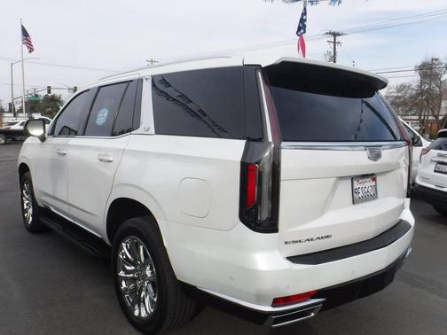 2021 Cadillac Escalade Premium Luxury