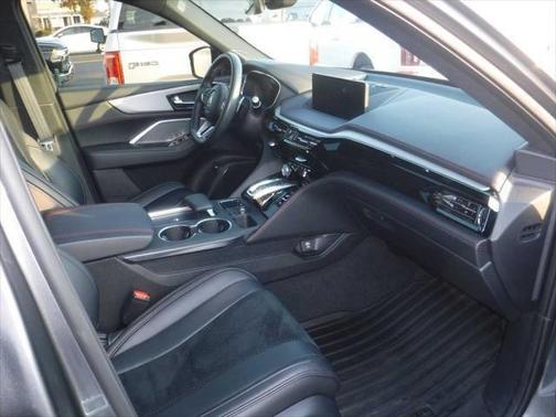 2022 Acura MDX A-Spec Package