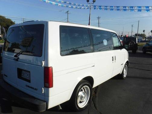 2000 Chevrolet Astro Base