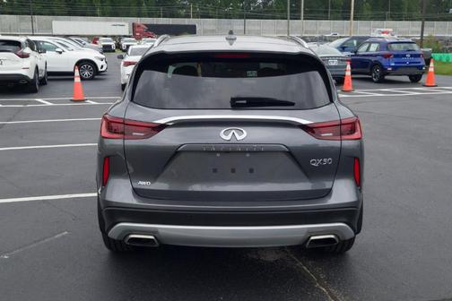 2022 INFINITI QX50 Luxe