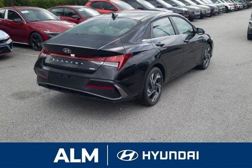 2025 Hyundai ELANTRA HEV Limited